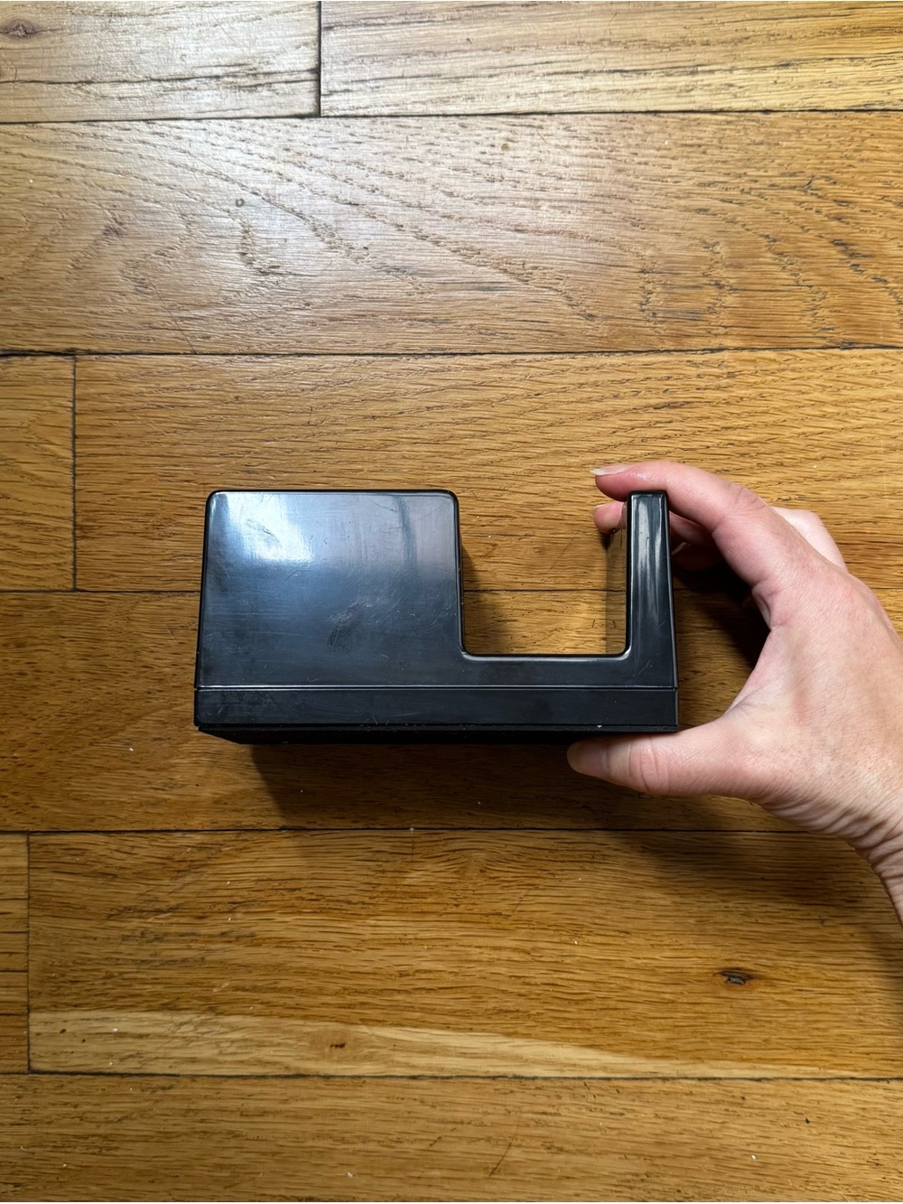 black Poppin tape dispenser - Picture 10 of 14
